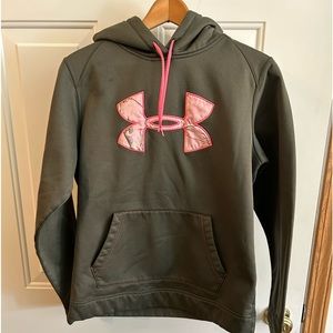 Under Armour Women’s Storm Hoodie Sweatshirt Green Pink camouflage logo
